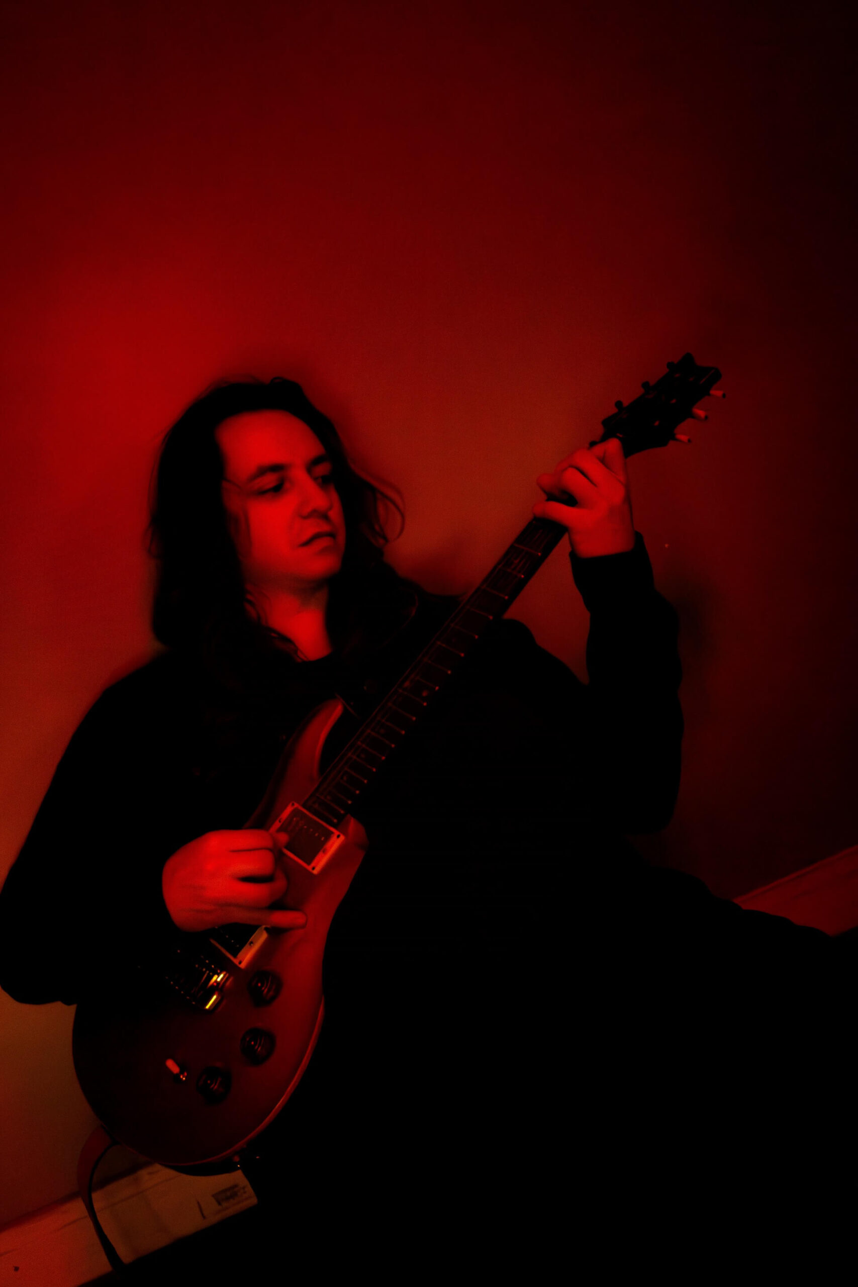 Fame Fatale Band, Guitarist Ian Bohach